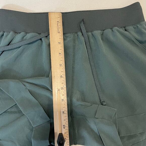 Z by Zella Take a Hike Shorts Olive/Army Green Small - Picture 9 of 10